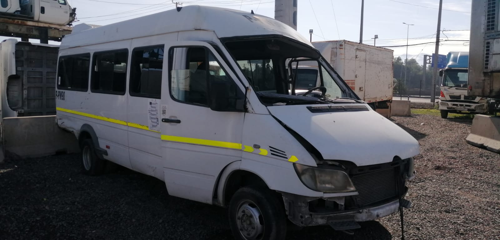  Mercedes-Benz SPRINTER 2004    EN DESARME